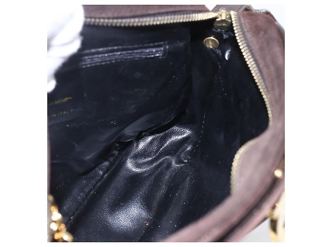 Borsa a spalla Gancini in suede marrone e oro Auth 155065 di Salvatore Ferragamo D'oro - vista 18