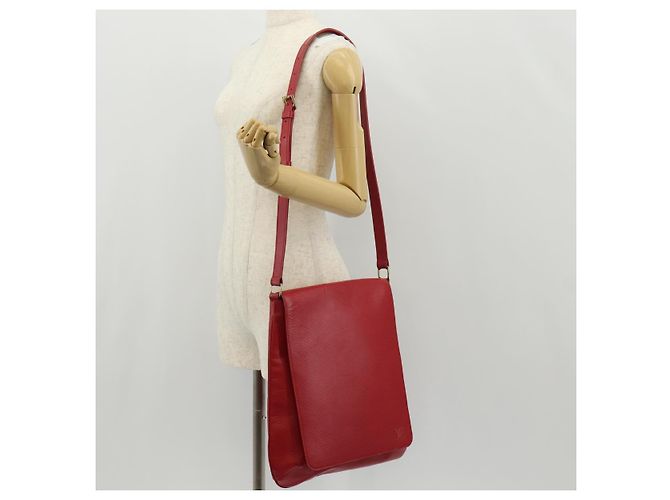 LOUIS VUITTON Borsa a Spalla Musette Epi SPO Rossa LV Auth 152281V Rosso - vista 26
