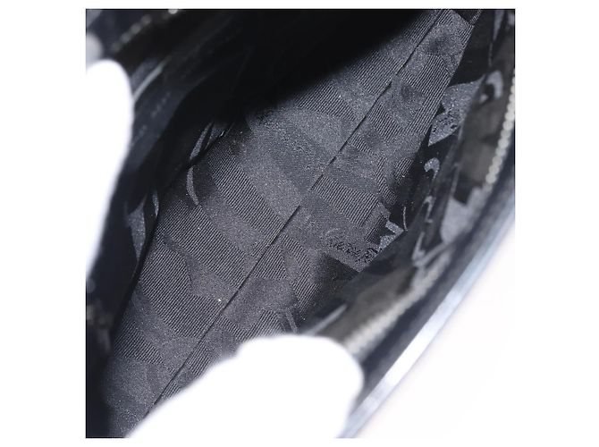 Borsa a Spalla Gancini in Pelle Nera e Argento di Salvatore Ferragamo Auth BA8223 Nero - vista 17