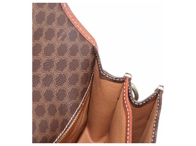 Céline CELINE Macadam Canvas Schultertasche aus PVC-Leder Braun Gold Auth ka570 Golden - vista 18