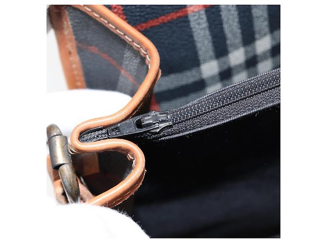 Autre Marque Bolso de Hombro Burberrys Nova Check PVC Marino Oro Auth 155468 Dorado Azul marino - vista 19