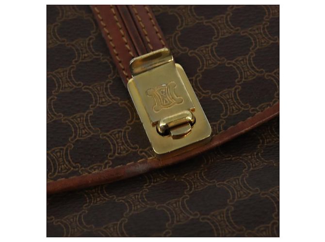Céline Borsa a Spalla in Tela Macadam CELINE in Pelle PVC Marrone Oro Auth 148183 D'oro - vista 18