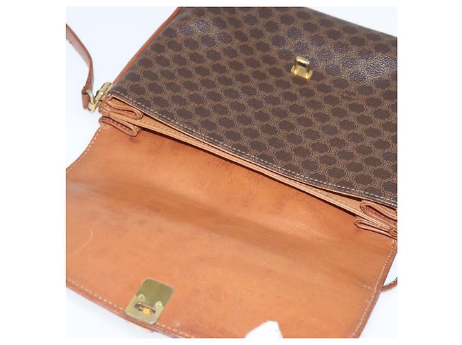Céline Borsa a Spalla in Tela Macadam CELINE in Pelle PVC Marrone Oro Auth 148183 D'oro - vista 9