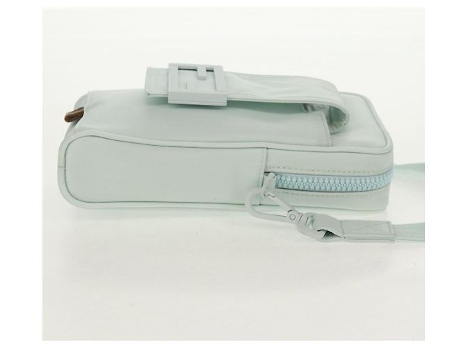 FENDI Baguette Handy-Tasche Schultertasche Nylon Hellblau Auth 151373M - Ansicht 4