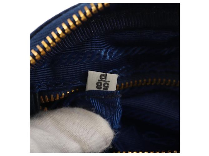 Borsa Clutch PRADA in nylon blu e oro Auth SW1822V D'oro - vista 11