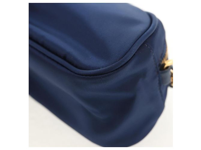 Borsa Clutch PRADA in nylon blu e oro Auth SW1822V D'oro - vista 14