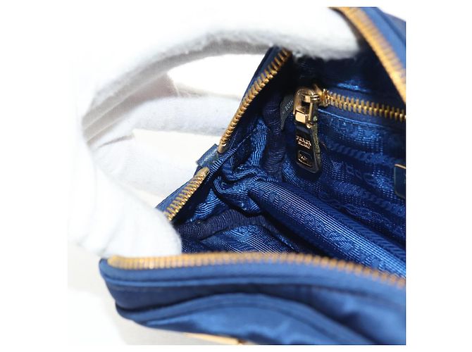 Borsa Clutch PRADA in nylon blu e oro Auth SW1822V D'oro - vista 20