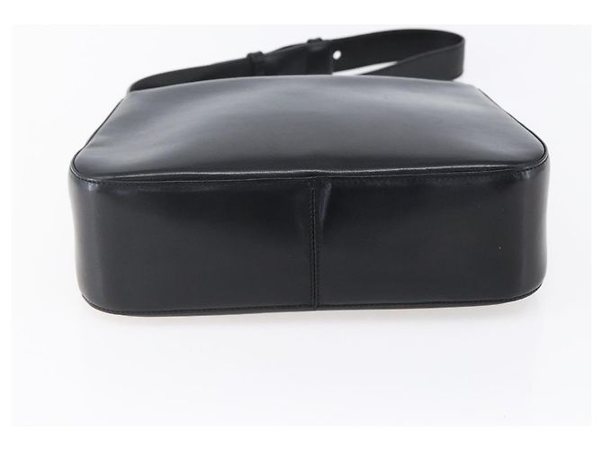 Salvatore Ferragamo Gancini Shoulder Bag Leather Black Gold Auth 153976 Golden - view 9
