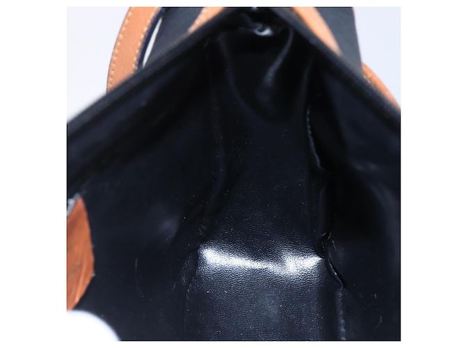 Borsa a Spalla Salvatore Ferragamo in Pelle PVC Nera Oro Auth BA7532 Nero D'oro - vista 21