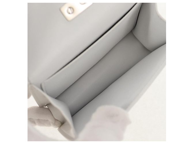 Pochette in pelle bianca e argento Auth 150881AV di Salvatore Ferragamo Bianco - vista 10