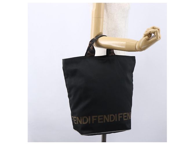 Borsa a mano FENDI in nylon nero Auth ep11928 - vista 20