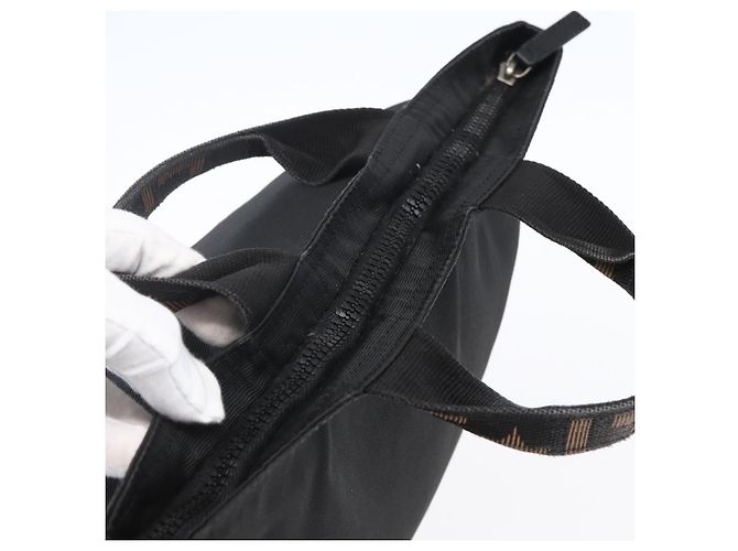 Borsa a mano FENDI in nylon nero Auth ep11928 - vista 6