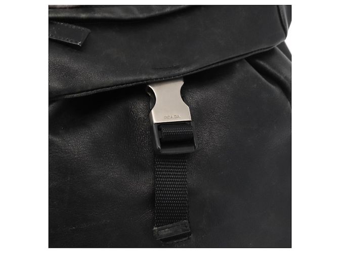 Zaino in pelle nera e argento PRADA Auth 121332 Nero - vista 19