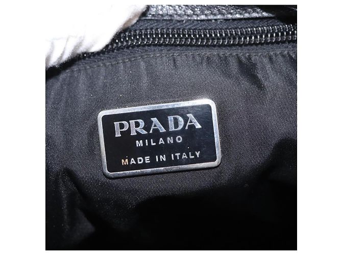 Zaino in pelle nera e argento PRADA Auth 121332 Nero - vista 21