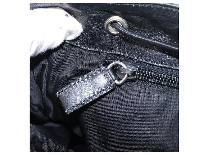 Zaino in pelle nera e argento PRADA Auth 121332 Nero - vista 24
