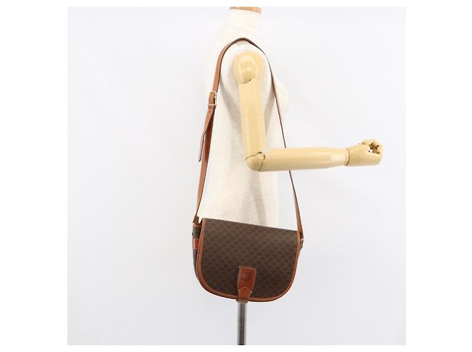 Céline Borsa a spalla in tela Macadam CELINE in pelle PVC marrone oro Auth bs31023 D'oro - vista 25