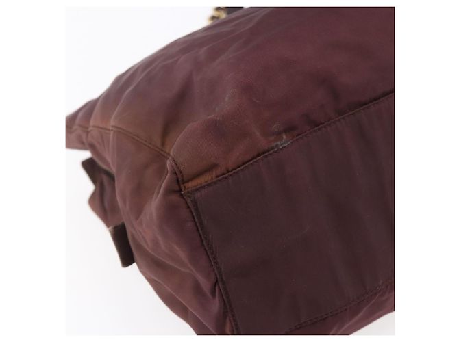 Borsa Tote a Catena Prada in Nylon Bordeaux e Oro Auth ar13821 D'oro Bordò - vista 13