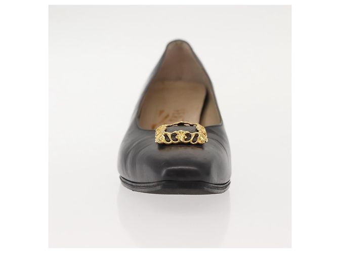 Salvatore Ferragamo Décolleté in Pelle Nera Oro Auth ti3478 Nero D'oro - vista 12