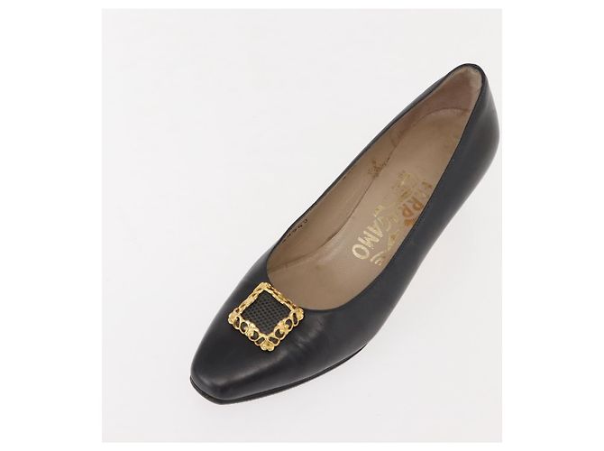 Salvatore Ferragamo Décolleté in Pelle Nera Oro Auth ti3478 Nero D'oro - vista 26