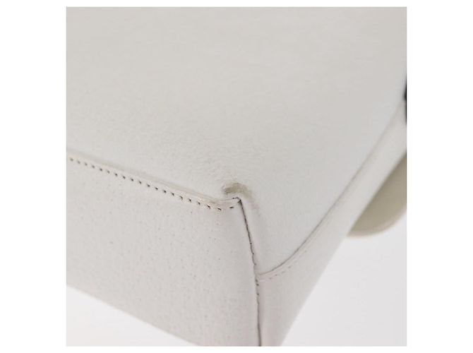 Borsa a Spalla in Pelle Bianca e Argento GUCCI 001 1998 1767 Auth BA5637 Bianco - vista 10