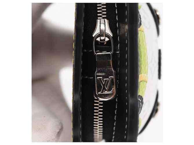LOUIS VUITTON Portachiavi Monogram L Panda Charm Bianco Nero M03397 Auth 155958SM Monogramma - vista 18