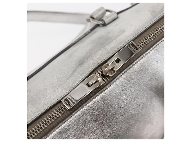 SAINT LAURENT Bolsa Mini Boston Baby Duffel em Couro Prata Auth bs29986 - vista 16