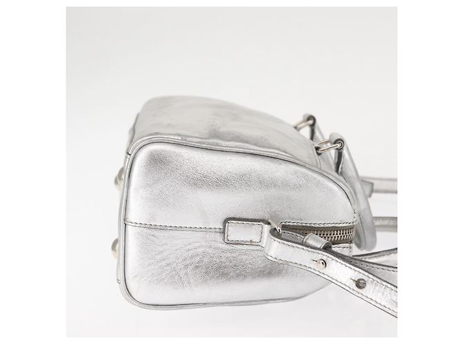 SAINT LAURENT Bolsa Mini Boston Baby Duffel em Couro Prata Auth bs29986 - vista 4