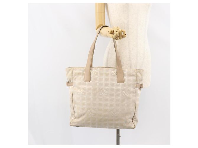 CHANEL Nuova Borsa Tote da Viaggio in Nylon Rosa CC Auth bs31675 - vista 22