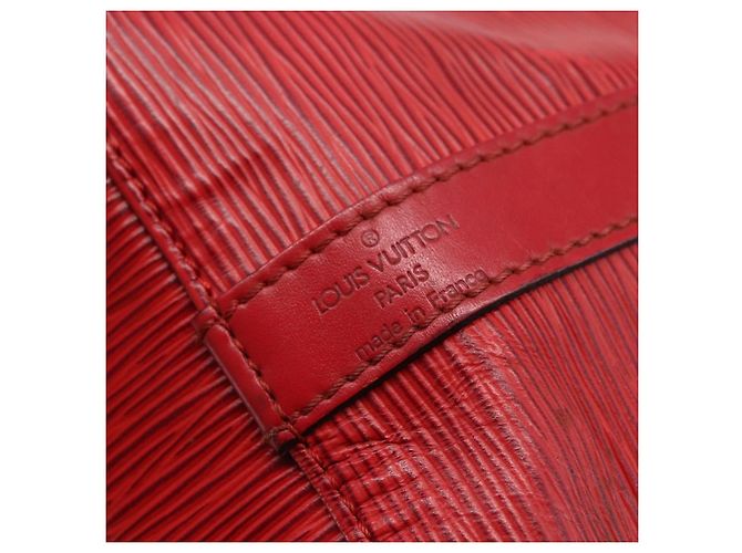 Noe LOUIS VUITTON Borsa a Spalla Petit Noé Epi Rossa M44107 LV Auth BA6525 Rosso - vista 17