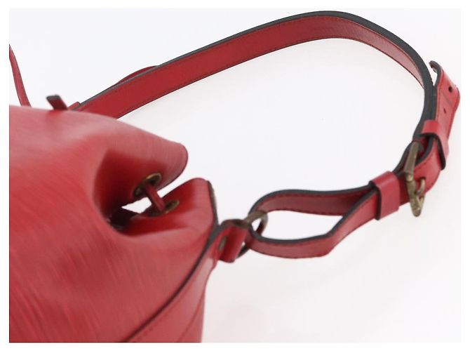 Noe LOUIS VUITTON Borsa a Spalla Petit Noé Epi Rossa M44107 LV Auth BA6525 Rosso - vista 8