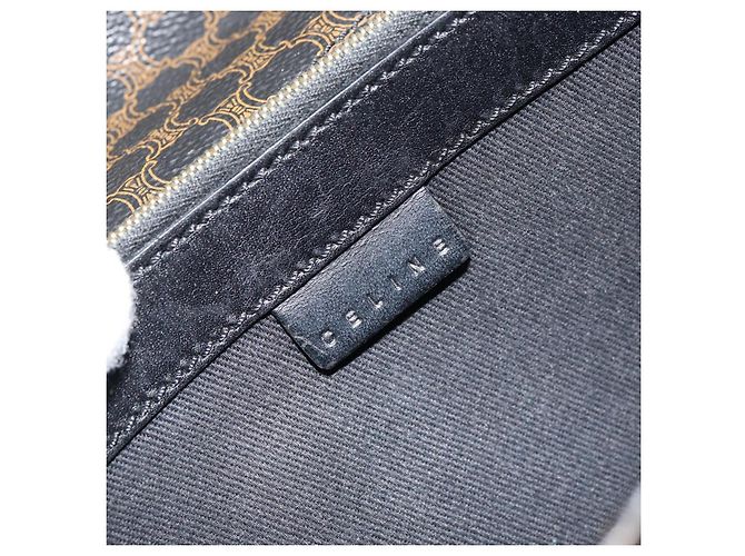 Céline Clutch in tela Macadam CELINE in pelle PVC nera e oro Auth 153735 Nero D'oro - vista 14