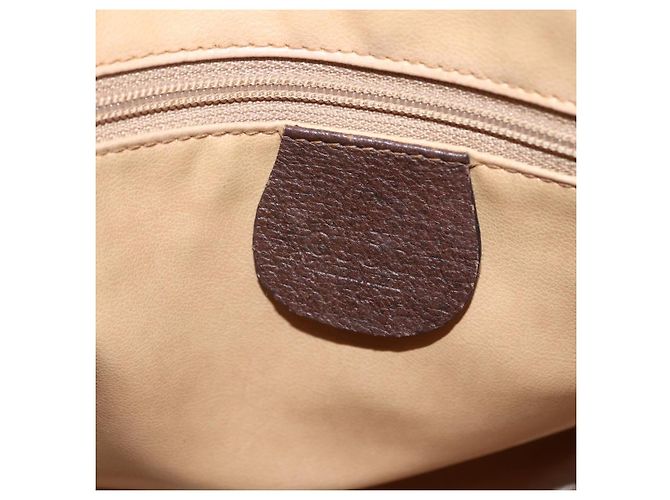 Gucci Sac à bandoulière GG Supreme en PVC beige et or 001 115 6106 Auth BA8192 Doré - vue 19