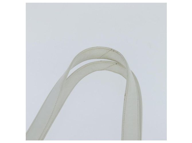 CHANEL Bolsa Tote Matelassé Piel Caviar Blanca CC Auth bs30478 Blanco - vista 8