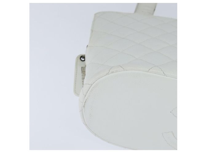 CHANEL Bolsa Tote Matelassé Piel Caviar Blanca CC Auth bs30478 Blanco - vista 9