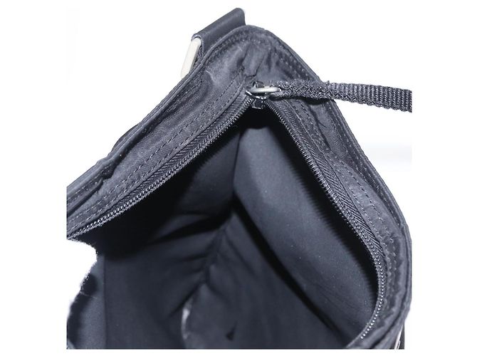 Borsa a Spalla PRADA in Nylon Nero Argento Autentica bs31365 - vista 19