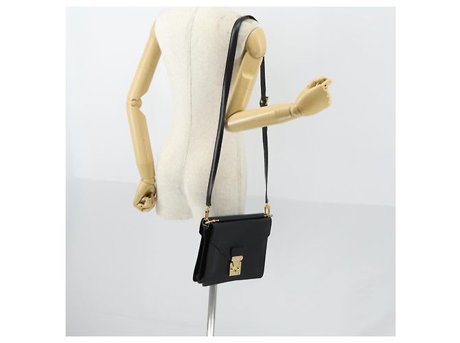 LOUIS VUITTON Clutch Biface Epi Nero M52322 LV Auth mr1641 - vista 28