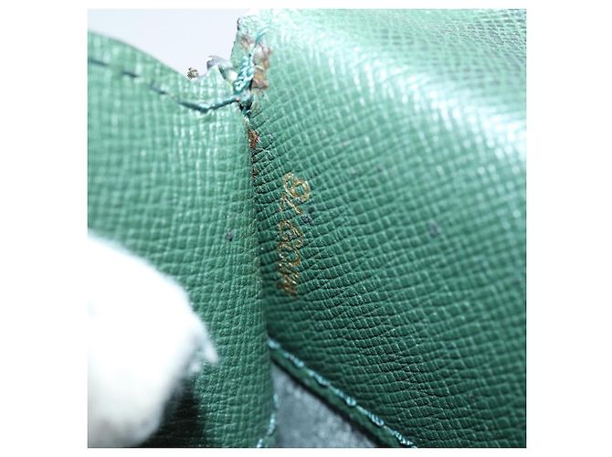 LOUIS VUITTON Taiga Pilot Case Ural Borsa da Lavoro Épicea M30024 LV Auth bs31099 - vista 12