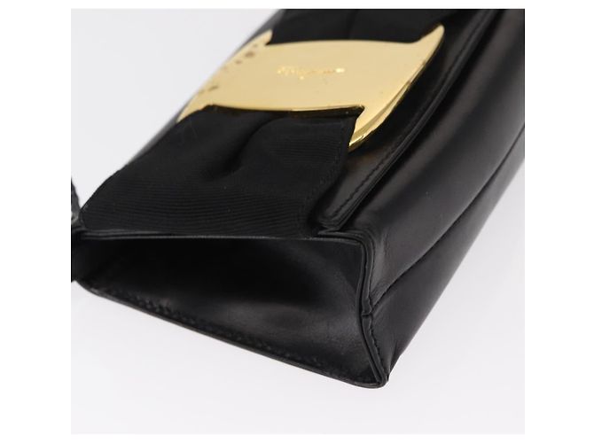 Borsa a Spalla Vala in Pelle Nera e Oro Salvatore Ferragamo Auth ka135 Nero D'oro - vista 8