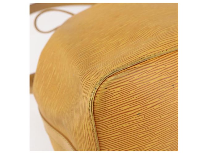 Noe LOUIS VUITTON Borsa a Spalla Petit Noé Epi Gialla M44109 LV Auth BA7921 Giallo - vista 15