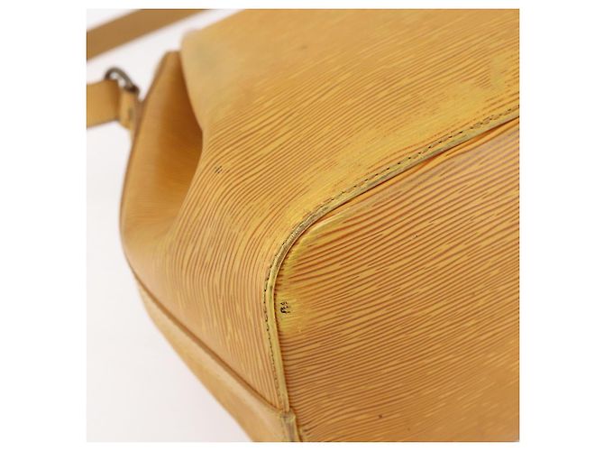 Noe LOUIS VUITTON Borsa a Spalla Petit Noé Epi Gialla M44109 LV Auth BA7921 Giallo - vista 9
