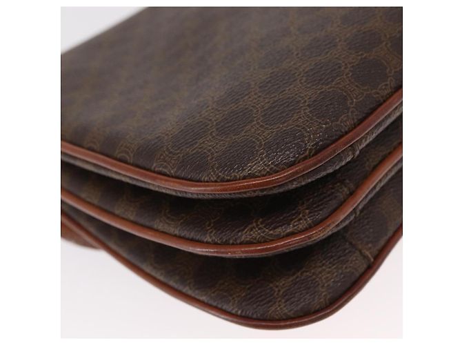 Céline Borsa a Spalla in Tela Macadam CELINE in Pelle PVC Marrone Oro Auth 156250 D'oro - vista 16