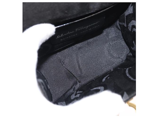 Borsa a Spalla Gancini Salvatore Ferragamo Smalto Nero Oro Auth kk580 D'oro - vista 11