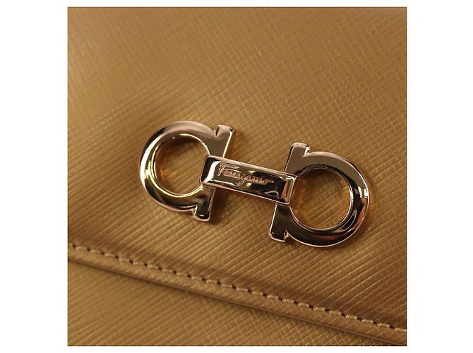 Portafoglio in pelle Gancini Salvatore Ferragamo Oro Auth am10043V D'oro - vista 17