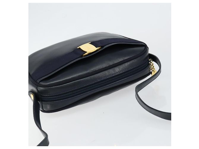 Borsa a Spalla Vala in Pelle Blu Navy e Oro Auth BA7059 di Salvatore Ferragamo D'oro - vista 6