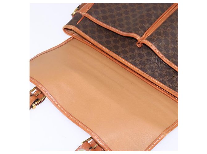 Céline Borsa a spalla circolare in tela Macadam CELINE in pelle PVC marrone oro Auth 147994 D'oro - vista 21