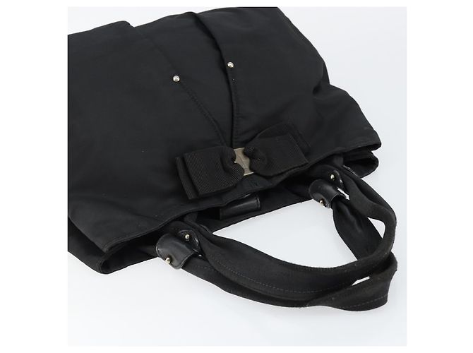 Borsa a mano Vala in pelle nera e oro Auth BA5683 di Salvatore Ferragamo Nero D'oro - vista 6