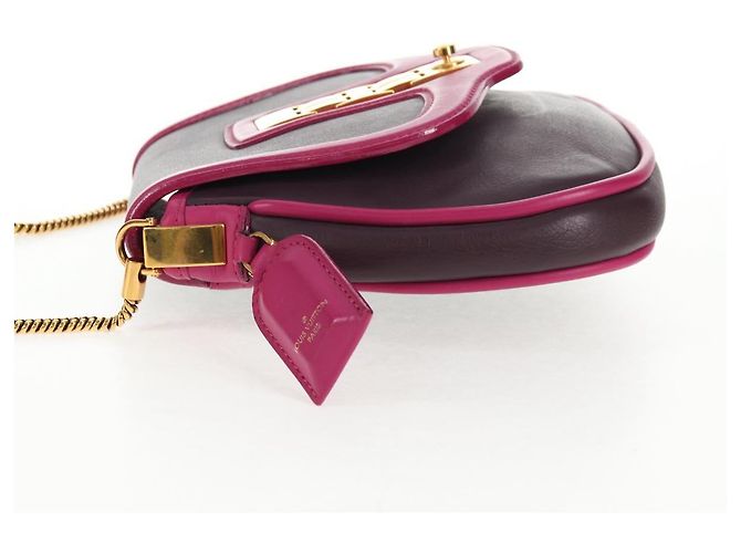 LOUIS VUITTON Borsa a Spalla Trappezio Art Deco in Pelle Rosa M97085 Auth 141216V Bordò - vista 3