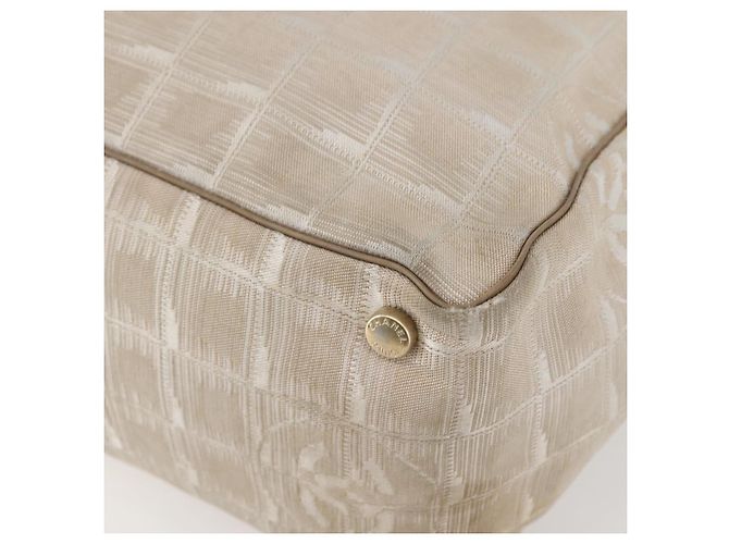 CHANEL Nuova Borsa Tote da Viaggio Nylon Beige Oro CC Auth ti3423 D'oro - vista 15