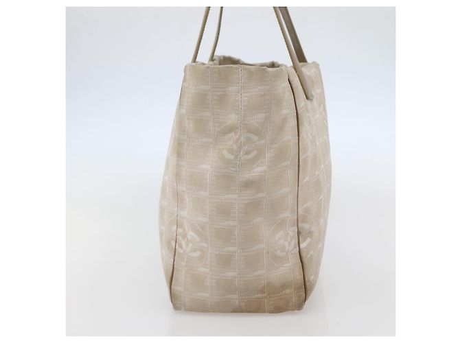 CHANEL Nuova Borsa Tote da Viaggio Nylon Beige Oro CC Auth ti3423 D'oro - vista 3