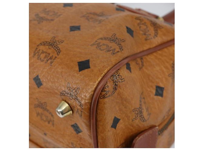 Borsa MCM Logogram Vicetos in pelle PVC marrone oro Auth am9103 D'oro - vista 8